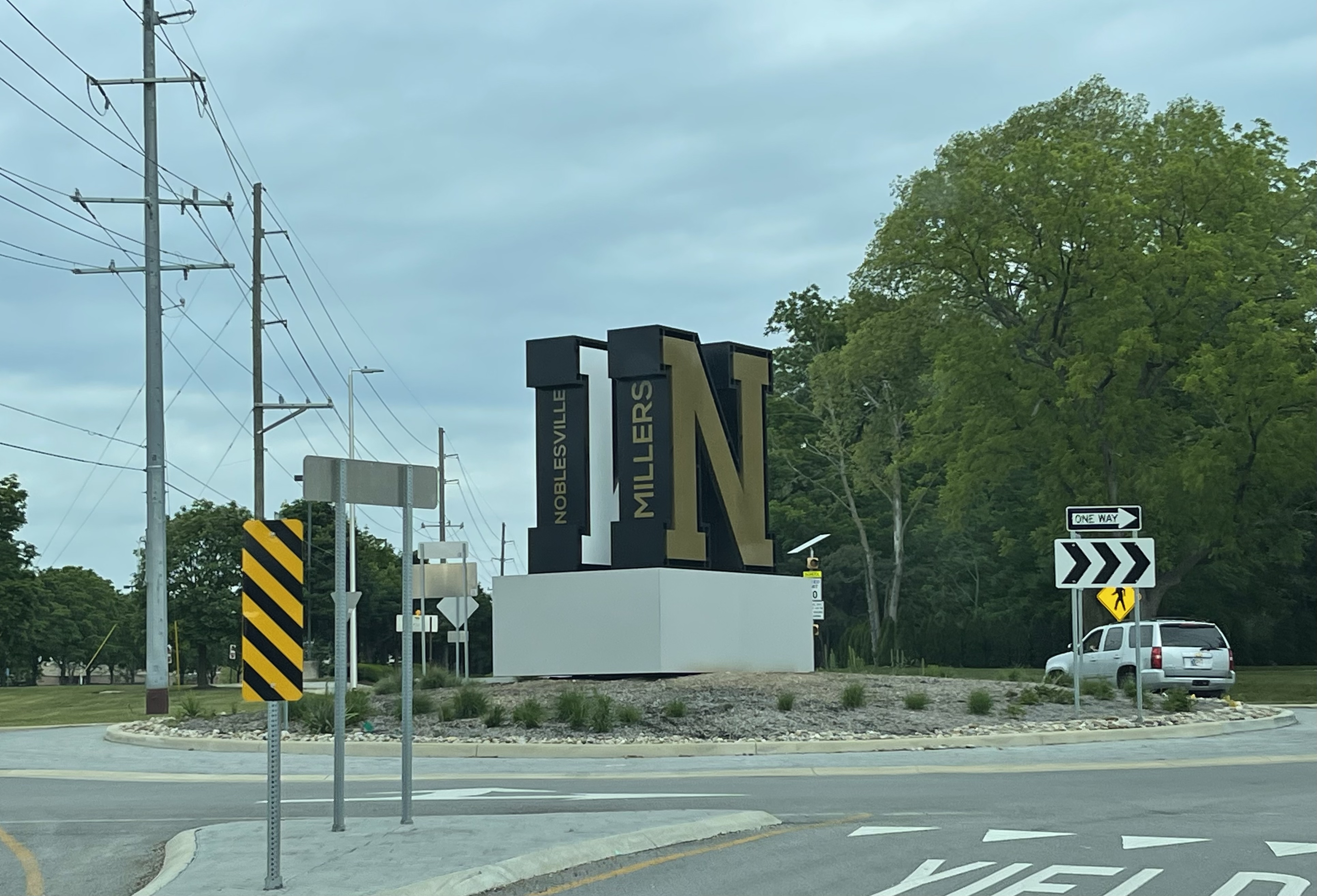 A roundabout entrance in Noblesville, Indiana, part of the same Hamilton County roundabout network as neighboring Carmel